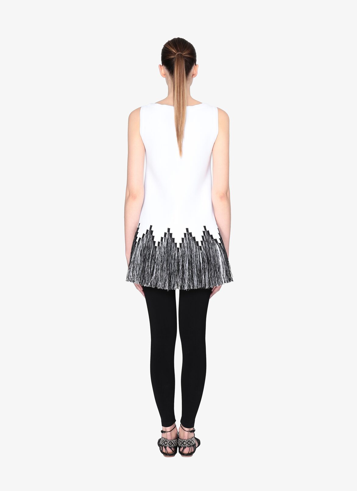 SLEEVELESS TUNIC RAPHIA FRANGE WHITE/BLACK ALAÏA WHITE/BLACK SLEEVELESS TUNIC RAPHIA FRANGE WHITE/BLACK